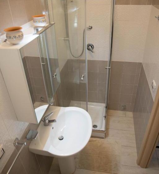 Номер Стандарт, B&b Xenia