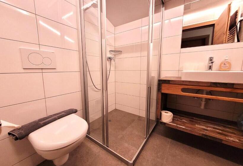 חדר סטנדרט עם מרפסת, Apart Garni Jägerheim