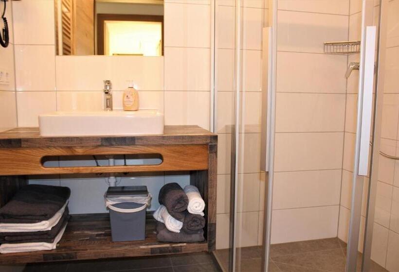 דירת פנטהאוז 1 חדרי שינה, Apart Garni Jägerheim