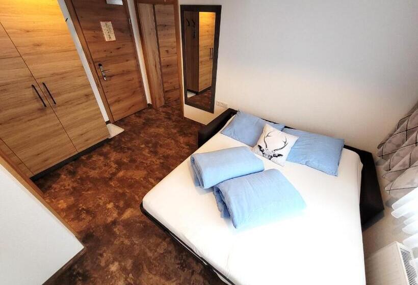 חדר סטנדרט לארבעה, Apart Garni Jägerheim