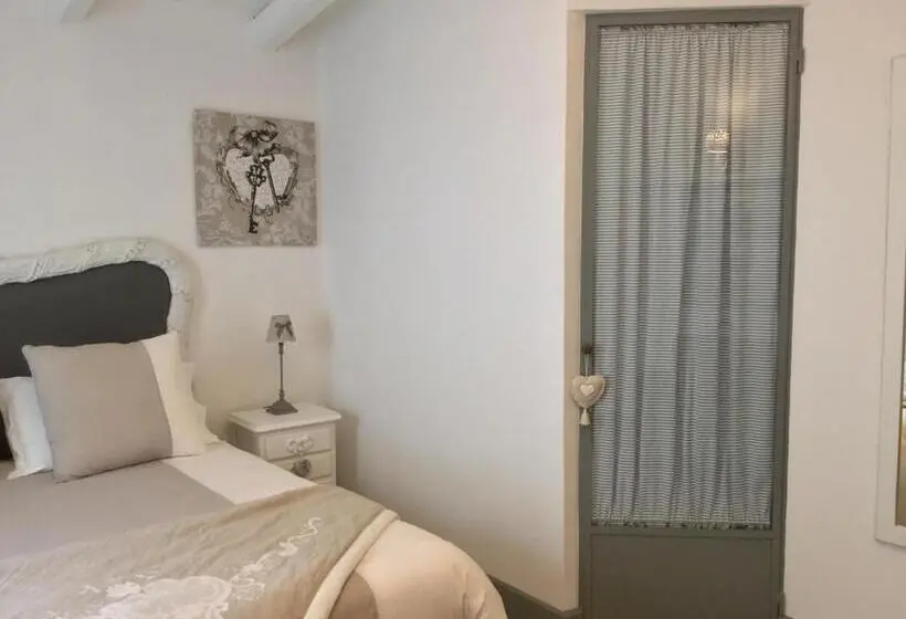 バルコニー付きデラックスルーム, Casa 28