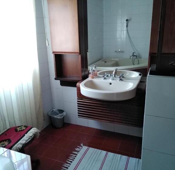 Стандартный внешний трехместный номер с ванной комнатой, Casa Di Luca