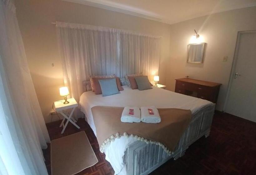 标准房带园景, 36 Mount Road Guesthouse And Self Catering