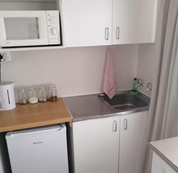 标准房带园景, 36 Mount Road Guesthouse And Self Catering