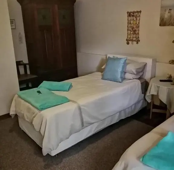 اتاق اکونومی, 36 Mount Road Guesthouse And Self Catering