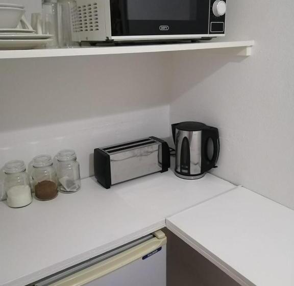 スタンダードルーム, 36 Mount Road Guesthouse And Self Catering