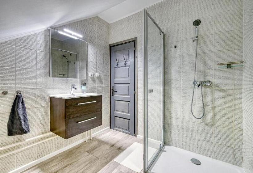 3-Bett-Standardzimmer, Eged Inn