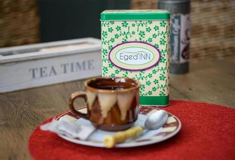 スタンダードスタジオ, Eged Inn