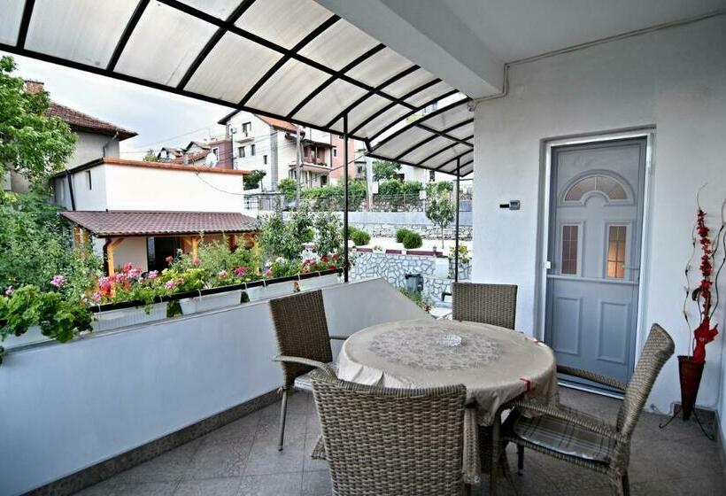 סטודיו סטנדרט עם מרפסת, Saint Maria Guest House