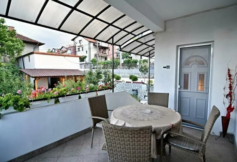 バルコニー付きスタンダードステューディオ, Saint Maria Guest House