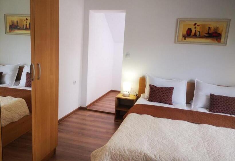 חדר קומפורט לשלושה, Saint Maria Guest House