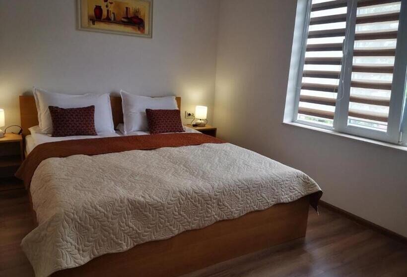 اتاق راحتی سه تخته, Saint Maria Guest House