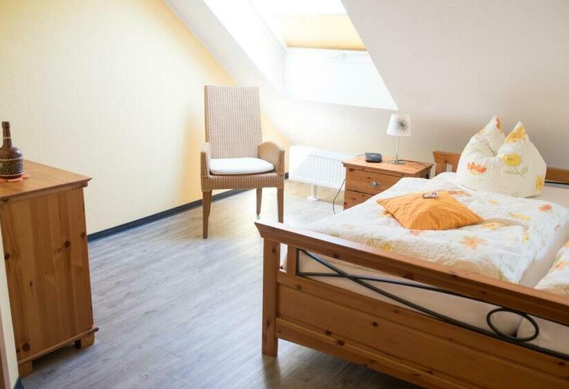 Номер Стандарт Вид на Сад, Weingut Und Gästehaus Wetzler