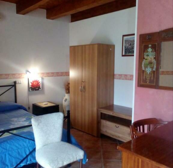 اتاق خانوادگی, B&b Trinacria Modica