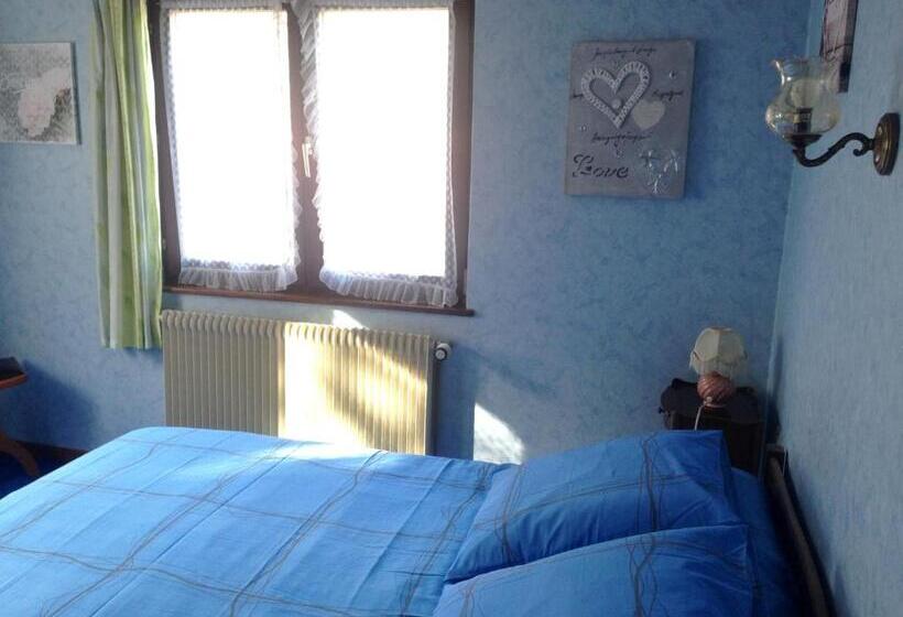 Номер Дюплекс, Chambres D Hôtes Et Gîte Chez Martine