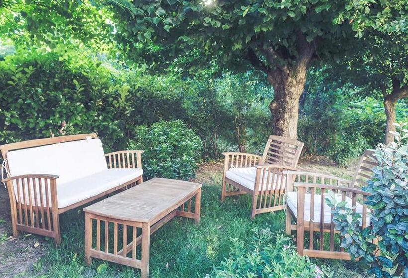 חדר סטנדרט נוף לגינה, Clos Charmille