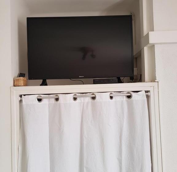 اتاق استاندارد سه نفره, L Auberge Galeria