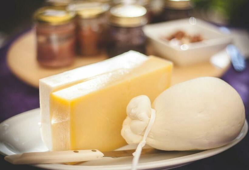 اتاق استاندارد با بالکن, Locanda La Meridiana