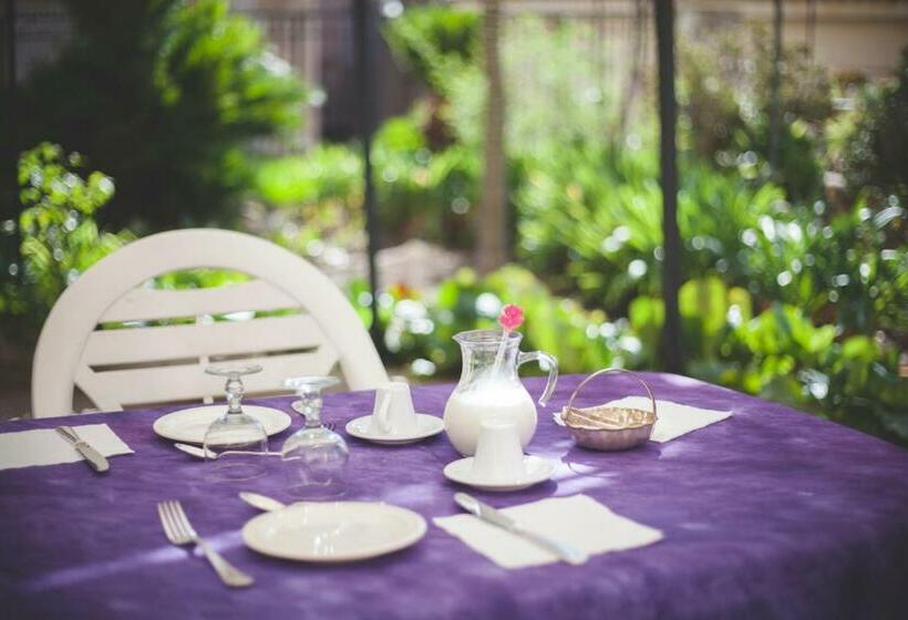 اتاق استاندارد با بالکن, Locanda La Meridiana