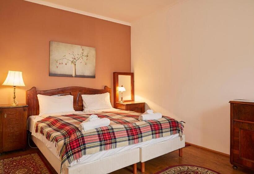 חדר סטנדרט, Préselő Pincészet és Vendégház