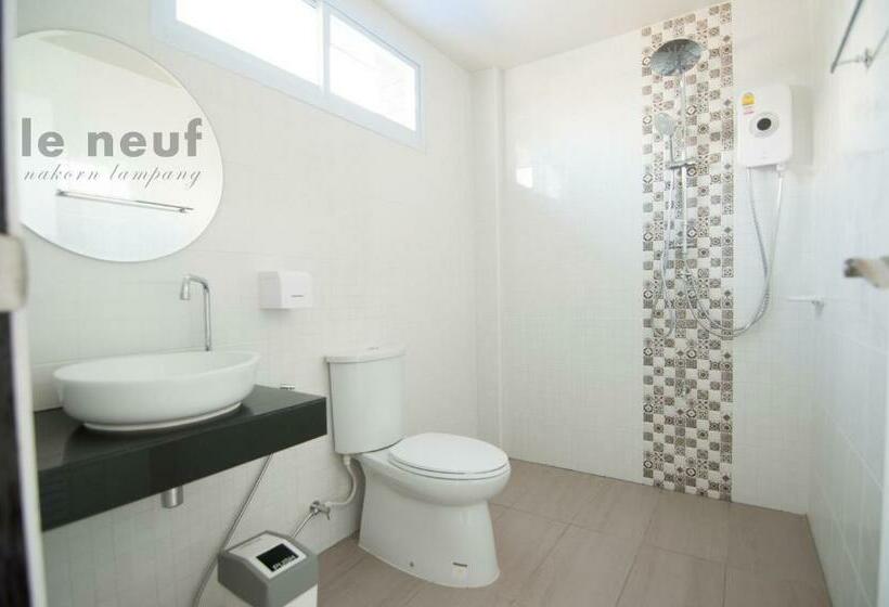חדר סטנדרט עם מיטת קינג, Le Neuf Nakorn Lampang