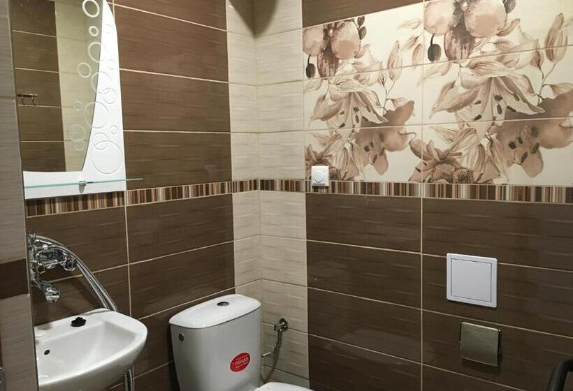 Номер Стандарт Трехместный, Daniel Guest House