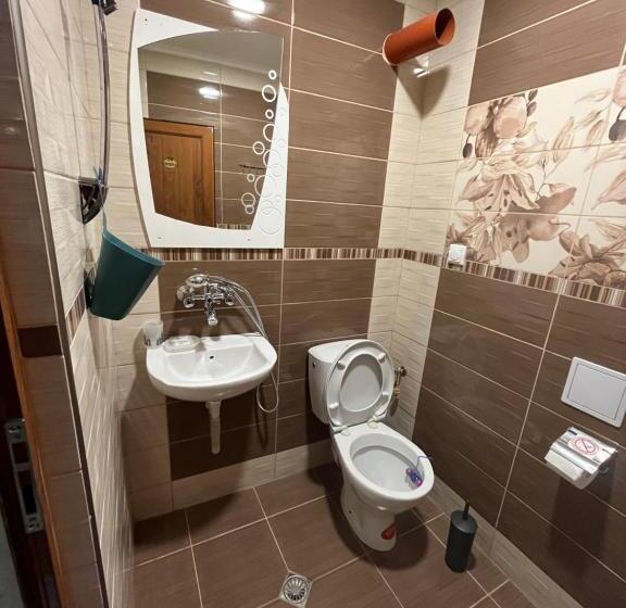 Номер Стандарт Трехместный, Daniel Guest House