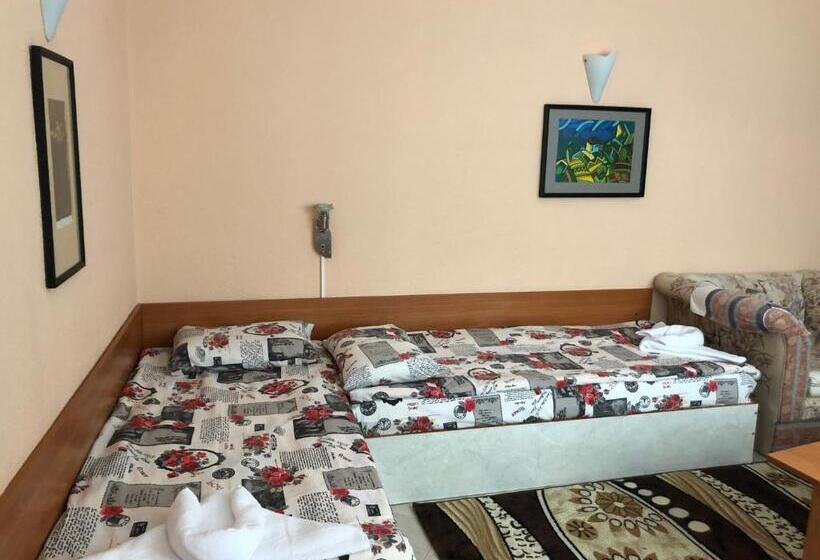 Апартаменты 1 Спальня, Daniel Guest House