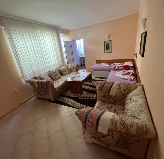 Апартаменты 1 Спальня, Daniel Guest House