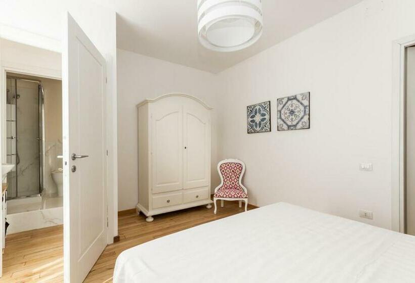 Habitació Estàndard, Domus Karalis