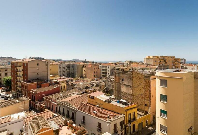 Habitació Estàndard, Domus Karalis