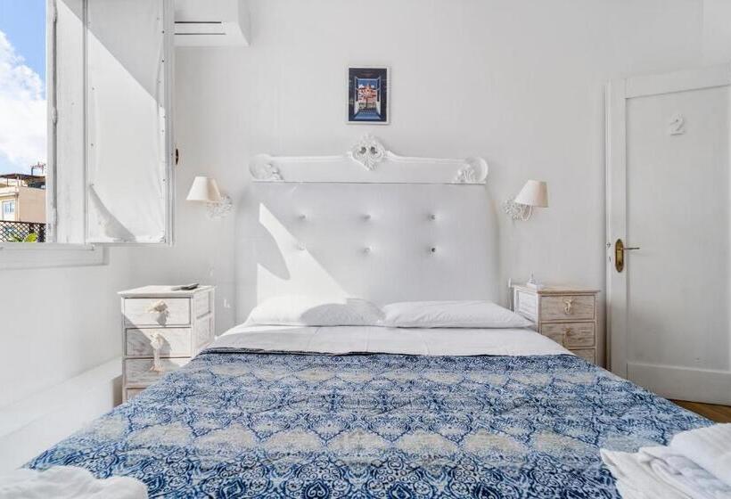 Habitació Estàndard, Domus Karalis