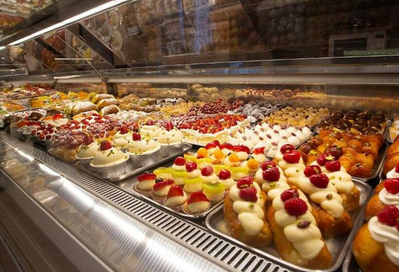 سوییت لوکس, Duomo Luxury Suite Catania