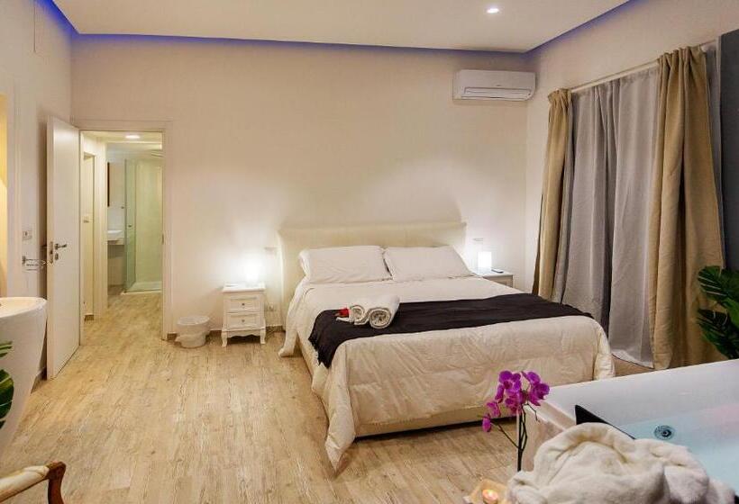 سوئیت با تخت بزرگ, Duomo Luxury Suite Catania