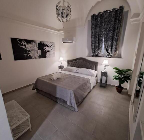 اتاق لوکس, Duomo Luxury Suite Catania