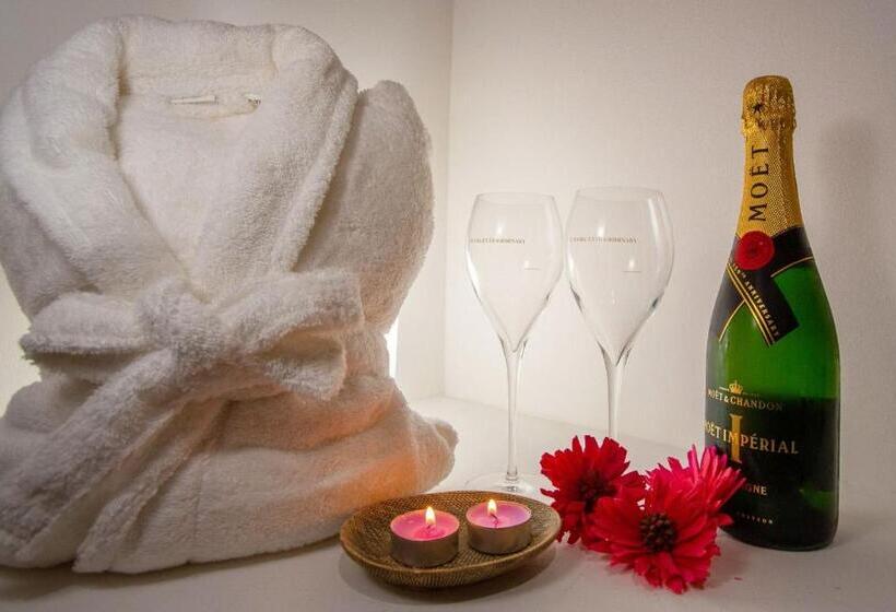 اتاق استاندارد, Duomo Luxury Suite Catania