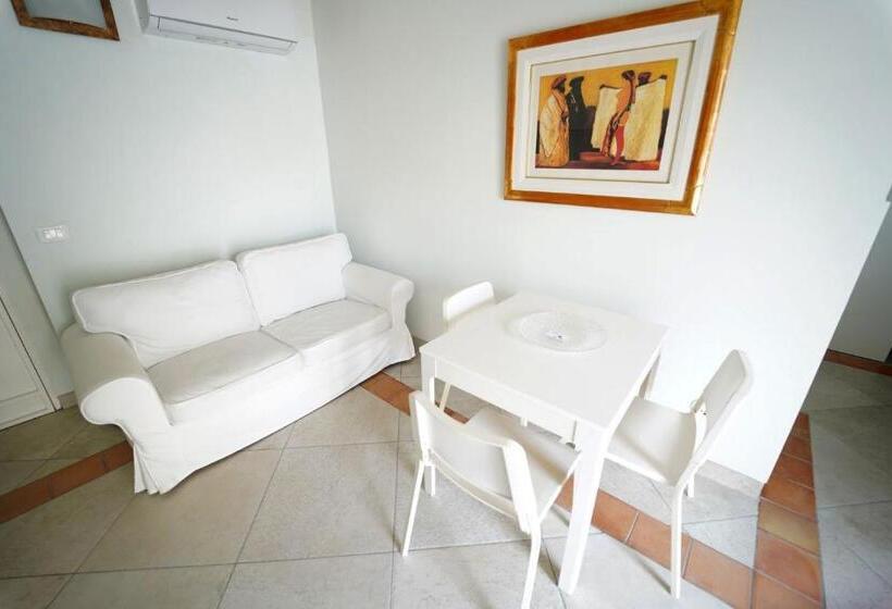 חדר דחוקס עם מיטת קינג, Gattini33