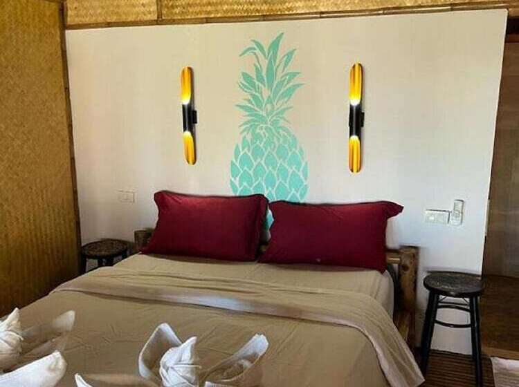 スタンダードバンガロー, Margarita Beach