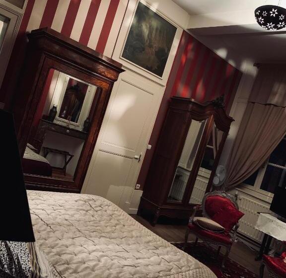 Номер Стандарт Вид на Сад, Chambres D Hôtes Les Foulons