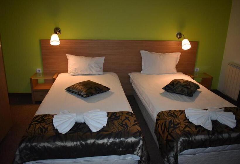 Quarto Estandar, Green Hisar Hotel Family