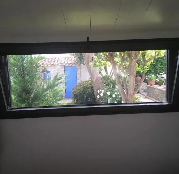 テラス付きスタンダードルーム, Le Buzet Bleu Bed & Breakfast