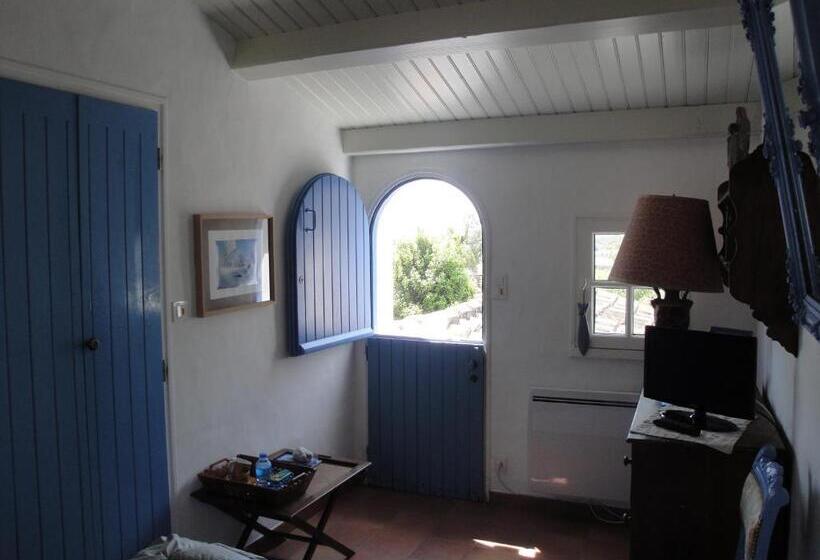 غرفة سوبيريور ذات إطلالة, Le Buzet Bleu Bed & Breakfast