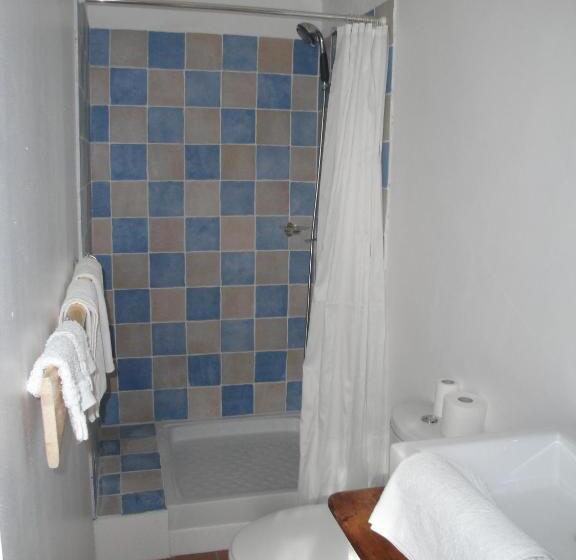 غرفة سوبيريور مطلّة علي الحديقة, Le Buzet Bleu Bed & Breakfast