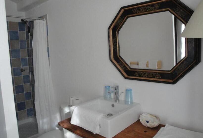 غرفة سوبيريور مطلّة علي الحديقة, Le Buzet Bleu Bed & Breakfast