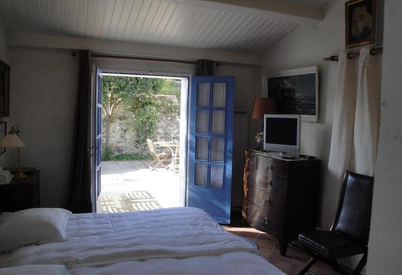 Номер Superior Вид на Сад, Le Buzet Bleu Bed & Breakfast