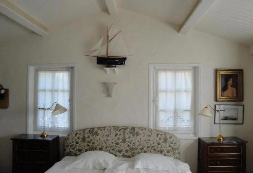 ガーデンビュースーペリアールーム, Le Buzet Bleu Bed & Breakfast