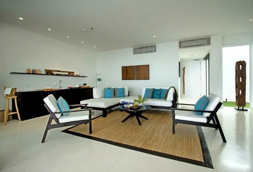 ویلا دلوکس 2 خوابه, Montigo Resort Nongsa