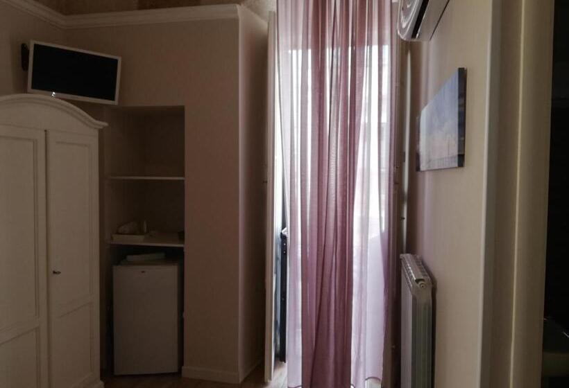 Quarto Estandar, Al Rosa Antico