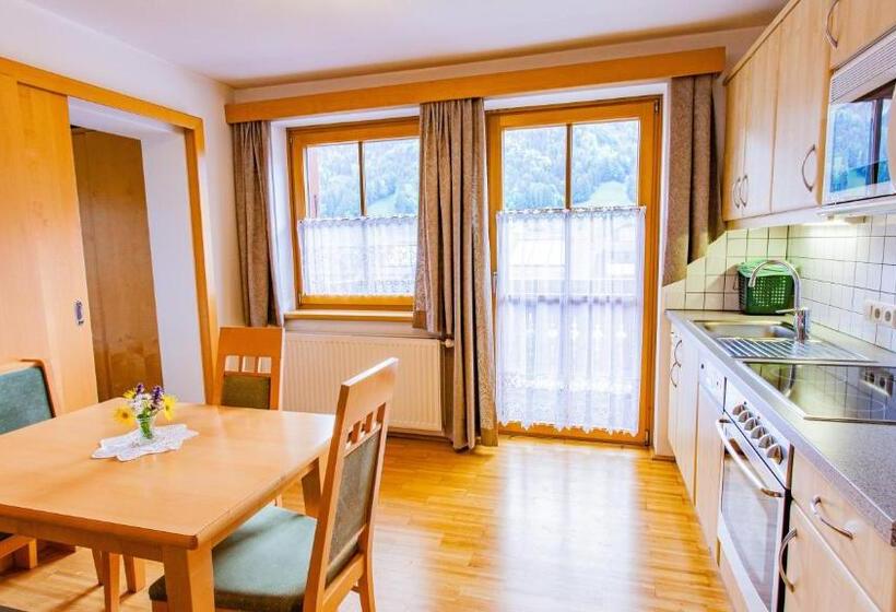 バルコニー付２ベッドルームアパートメント, Gästehaus Hartweger