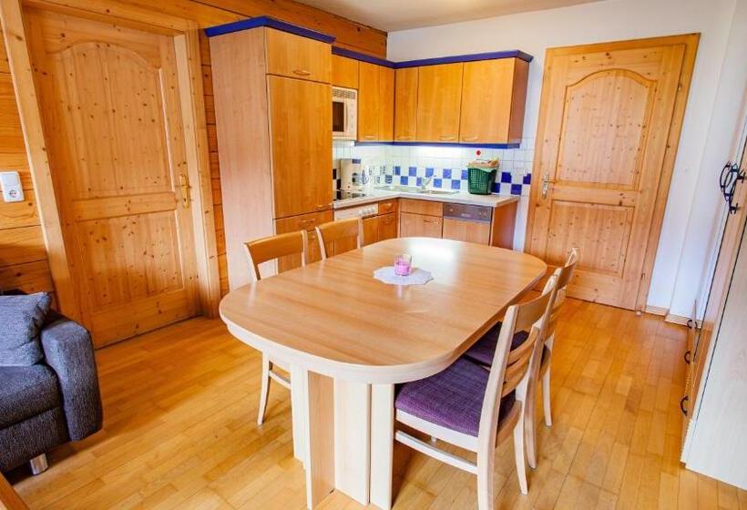 バルコニー付き１ベッドルームアパートメント, Gästehaus Hartweger